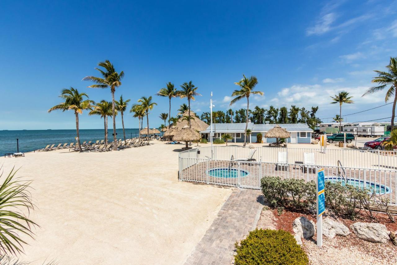 Fiesta Key Rv Resort Waterfront Cottage 36 Layton Buitenkant foto